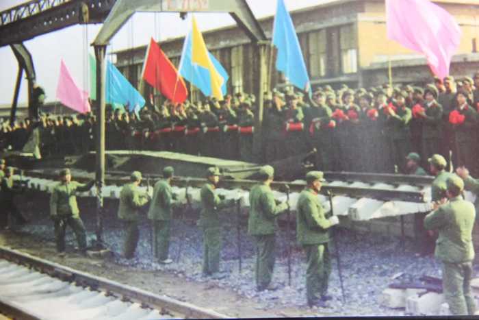 在军营中锤炼 在党旗下成长 作者：铁五师朱良仁